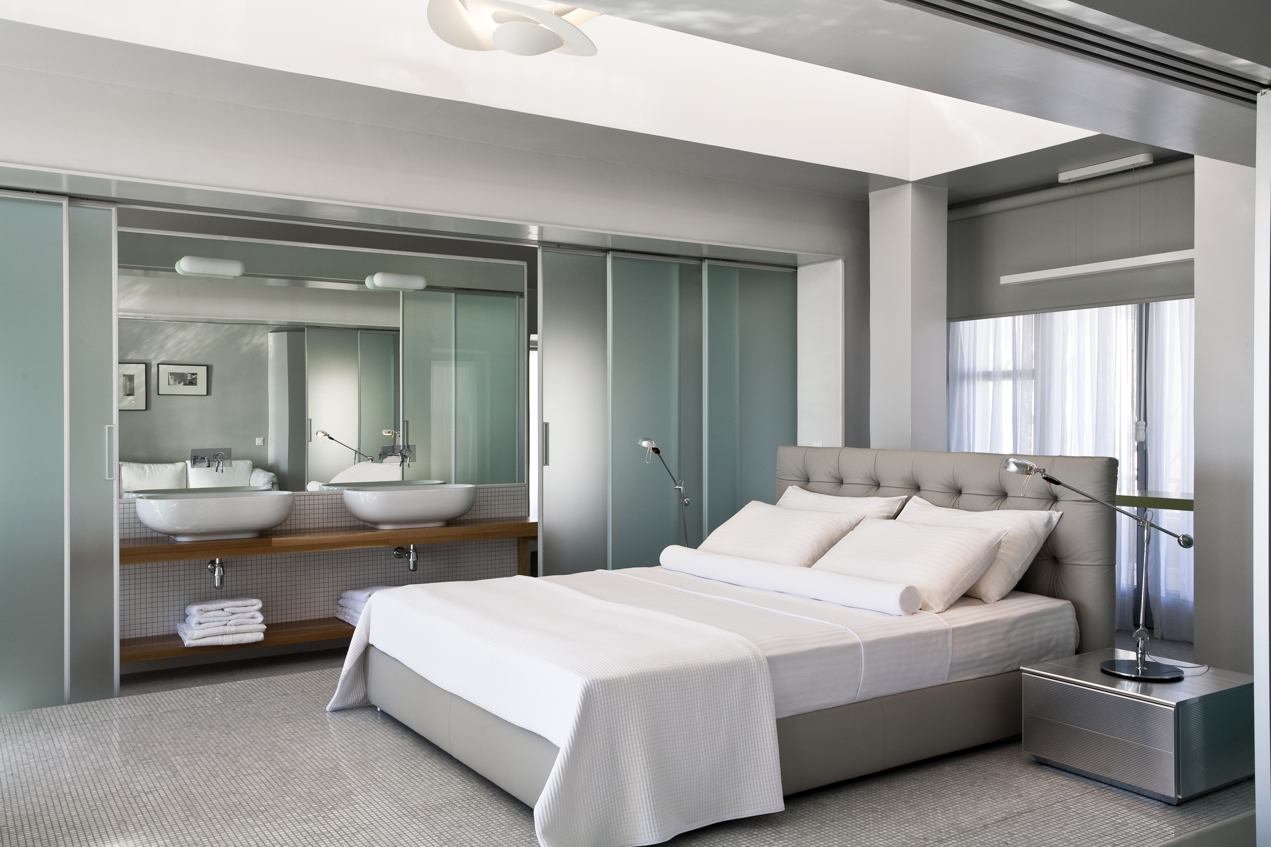 Master, Suite