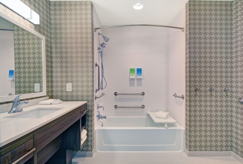 Home2 Suites By Hilton Charleston Daniel Island 20/55