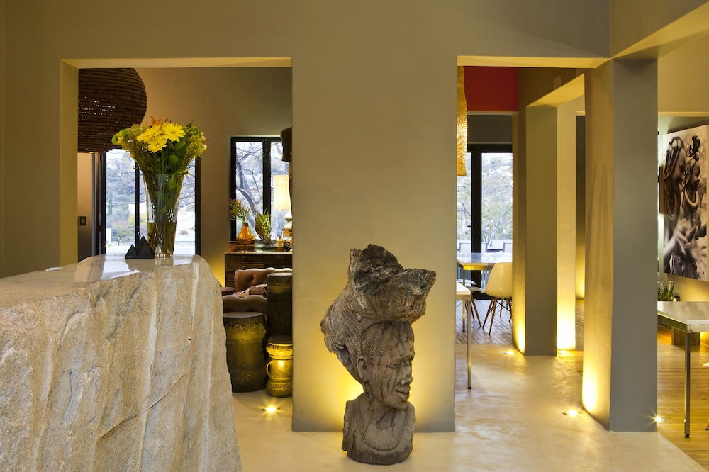 The Olive Exclusive All-Suite Hotel 4/30