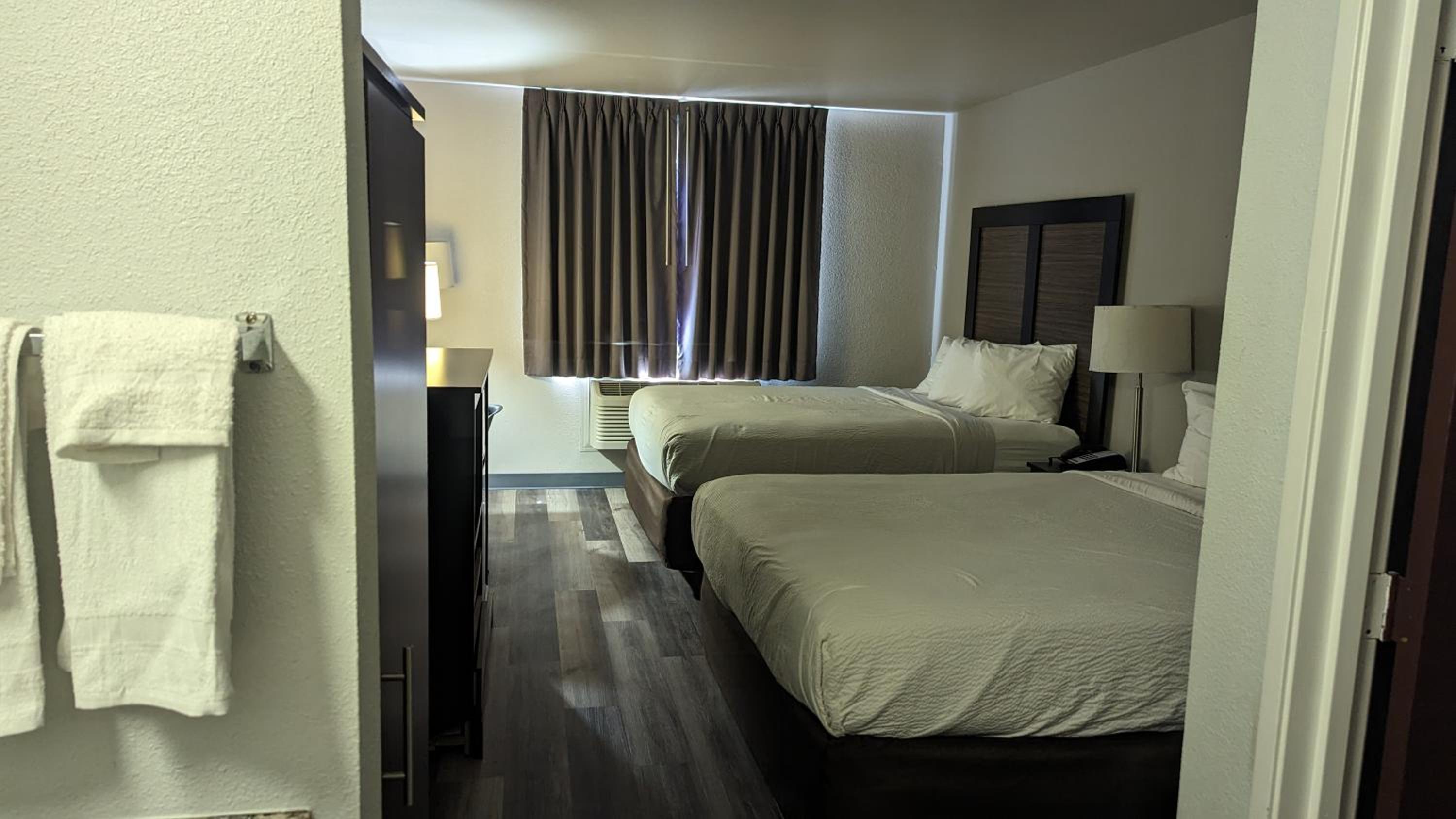 غرفة بسريرين كوين، Motel6 Lancaster, PA 3/4