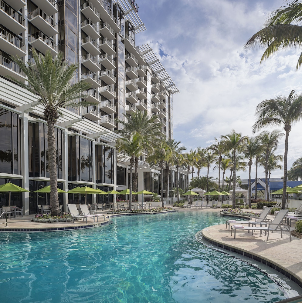 Hyatt Regency Sarasota thumb 2