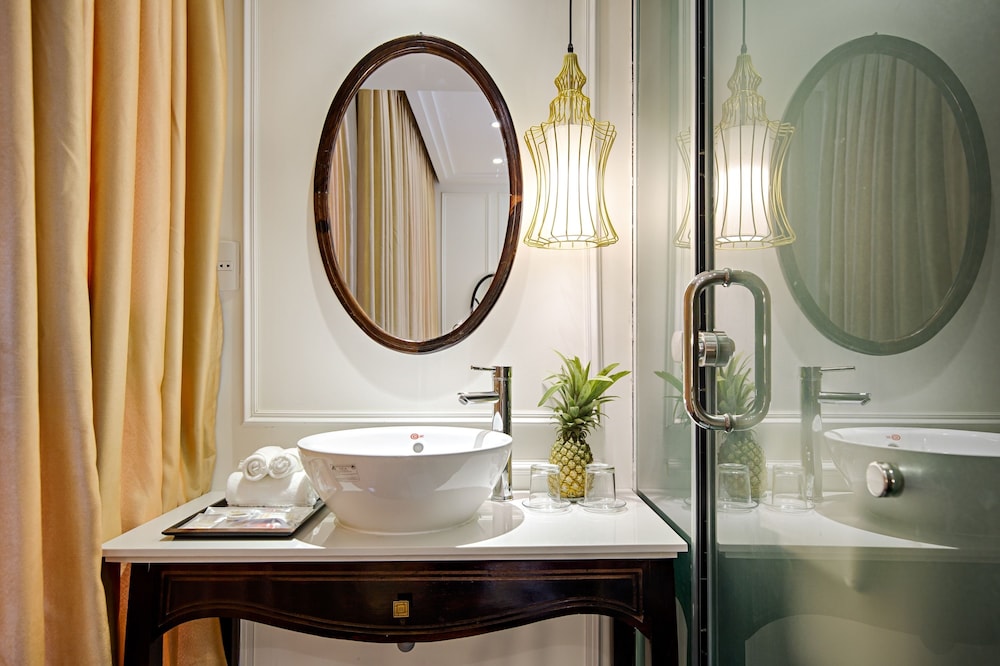 The Herriott Hotel & Suite 26/26