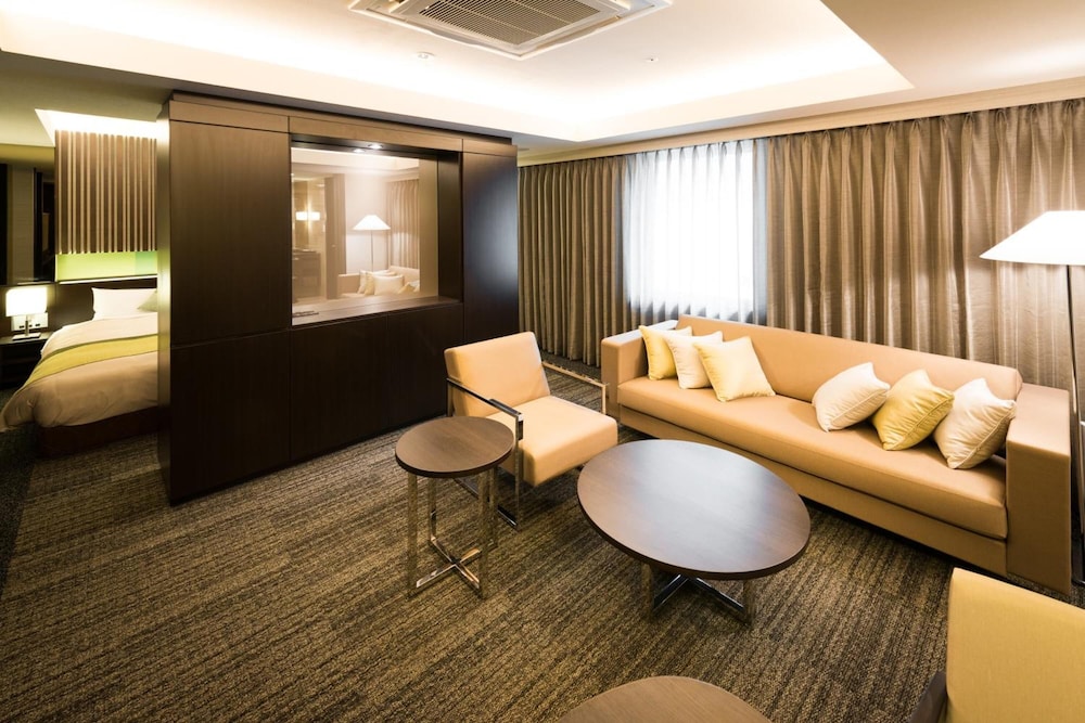 Super Hotel Premier Tokyo-eki Yaesu Chuo-guchi 36/46