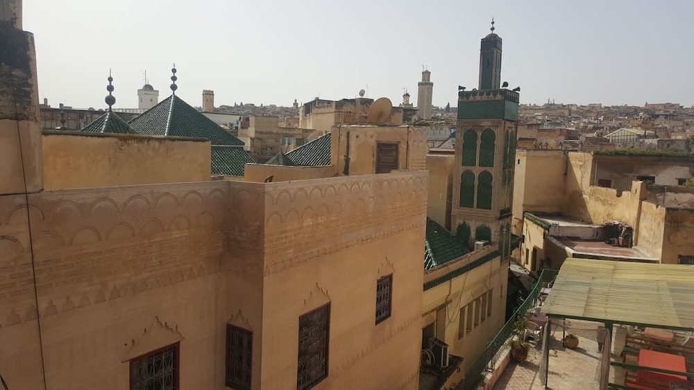 Hôtel Tijani 39/43