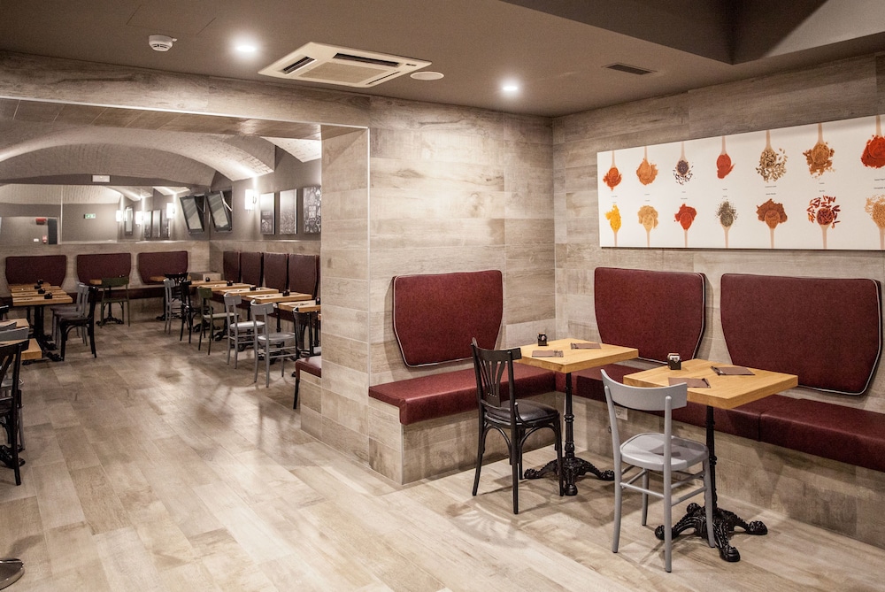 Spice Hotel 26/36