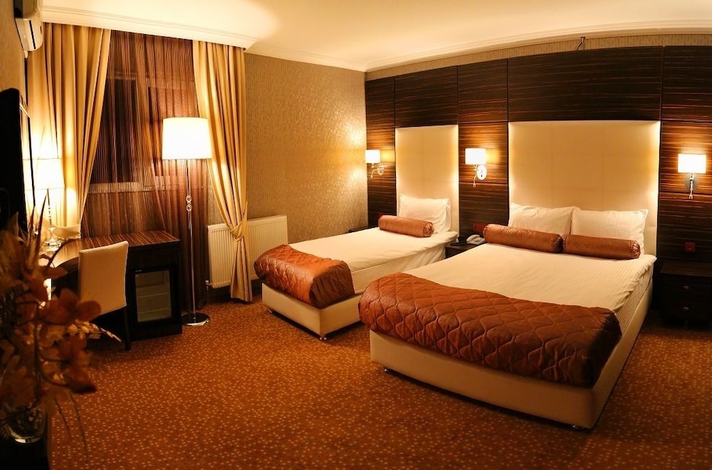 Rota Bulvar Hotel 5/14