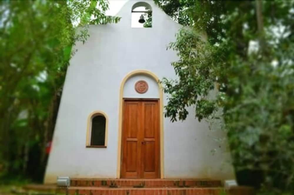 El Pueblito Iguazu 4/76