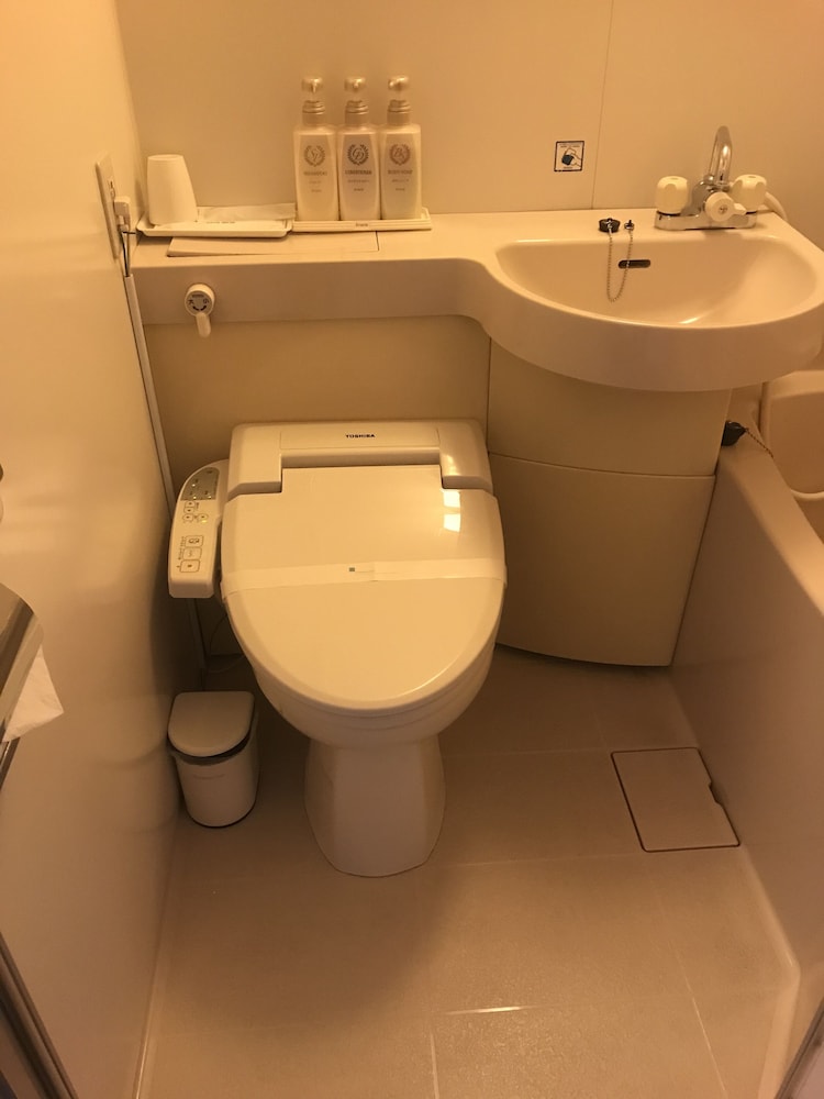 Hachioji Sky Hotel 16/17