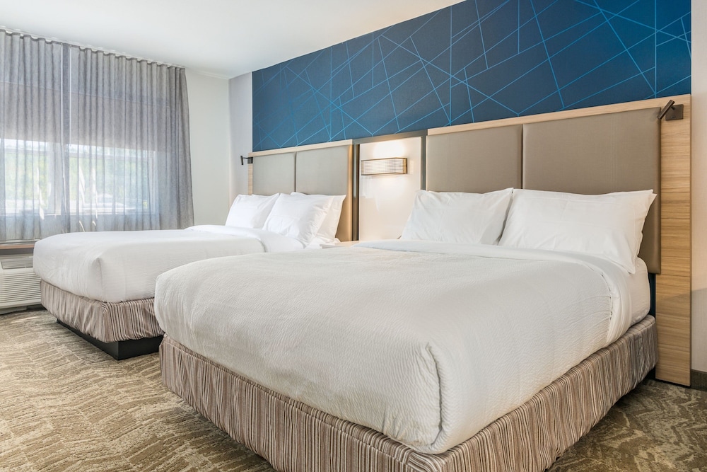 Hotel 44 North Freeport Brunswick 10/41