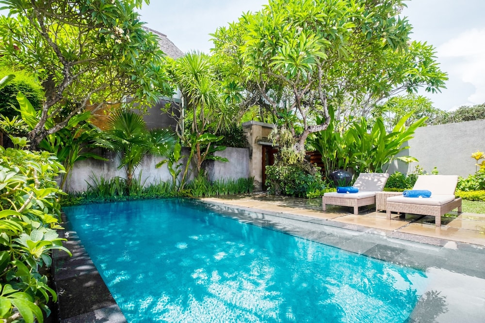 Mayaloka Villas Seminyak 68/76
