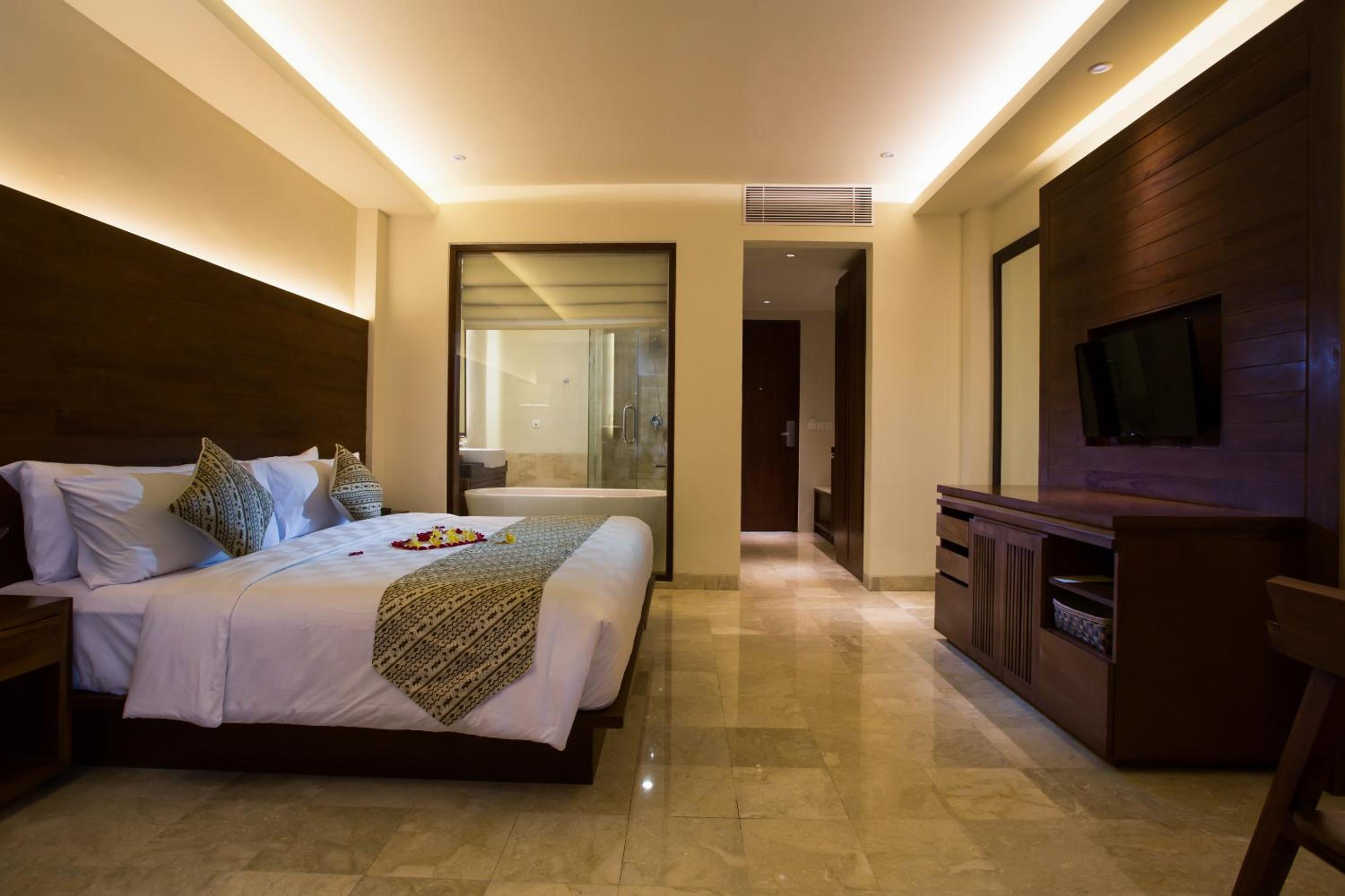 Premier, Deluxe, Balcony