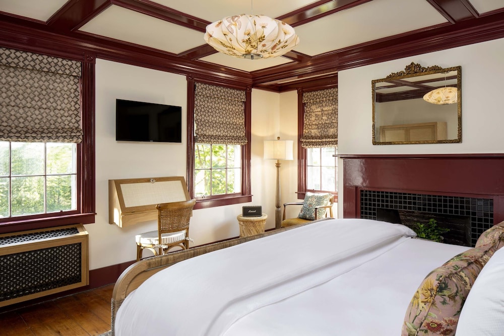 Life House, Nantucket 35/62