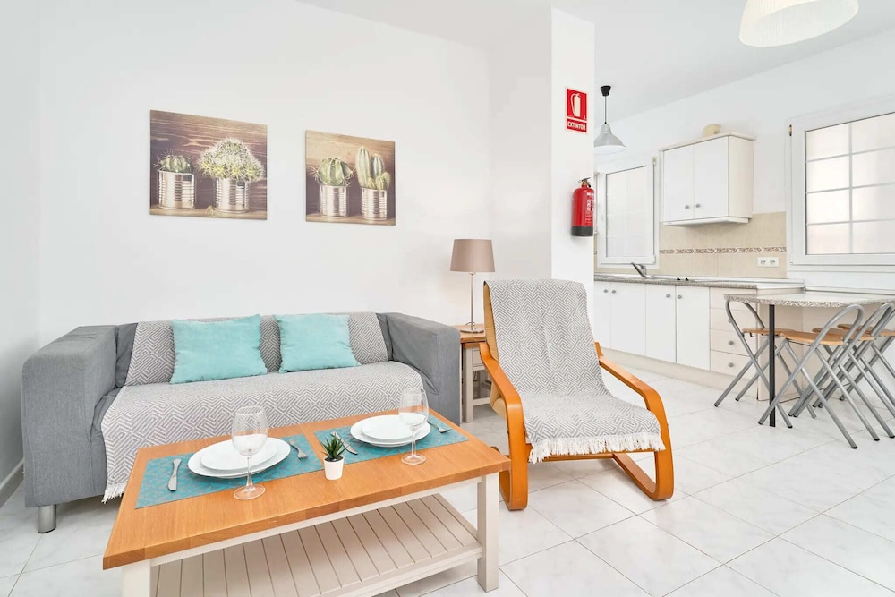 Apartamentos Turísticos Almoraide 30/50
