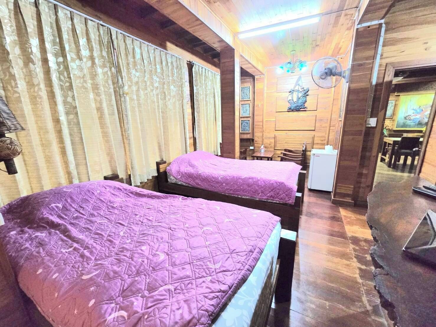 STANDARD, TWIN BEDS