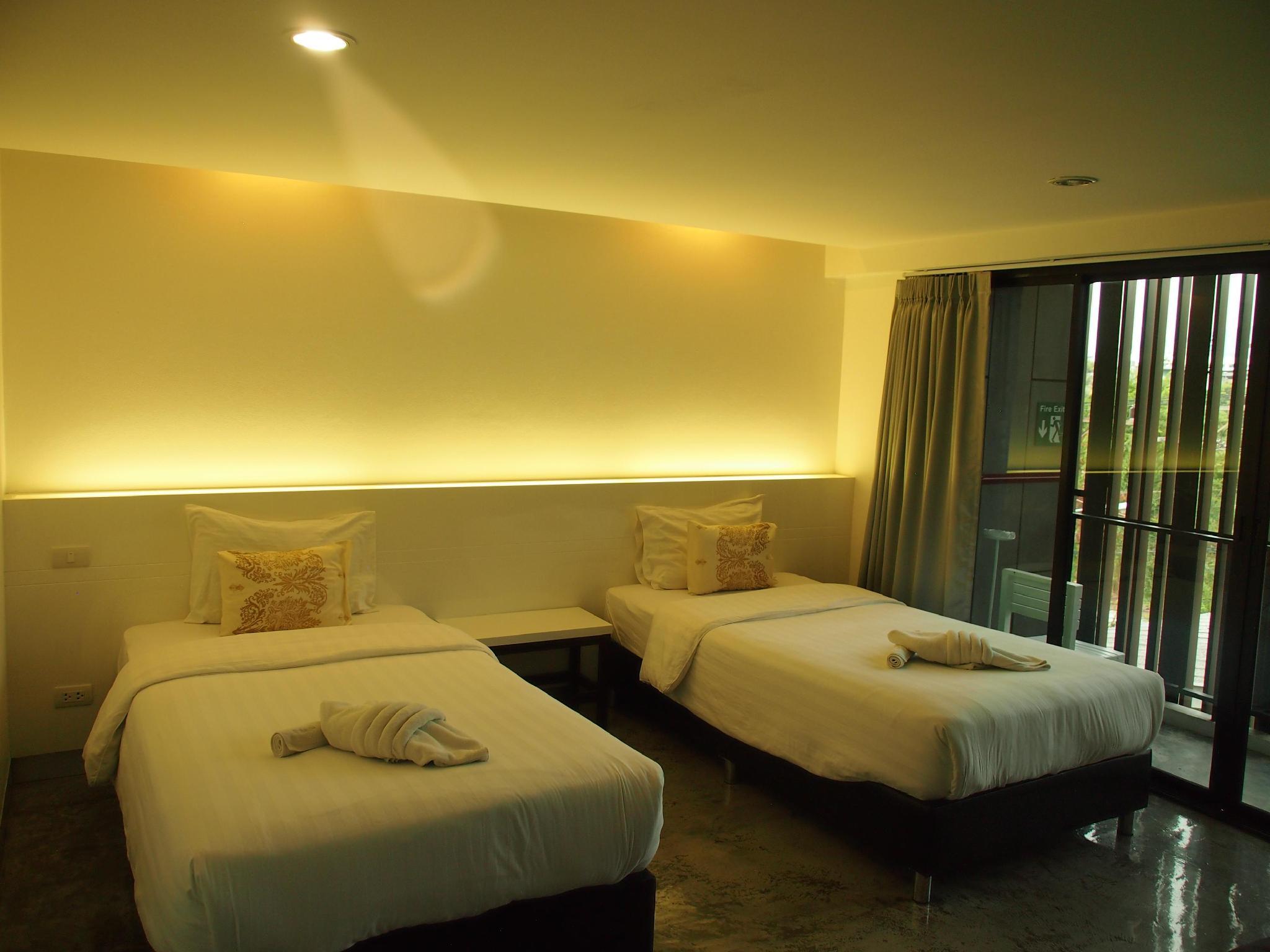 Superior, Twin Beds