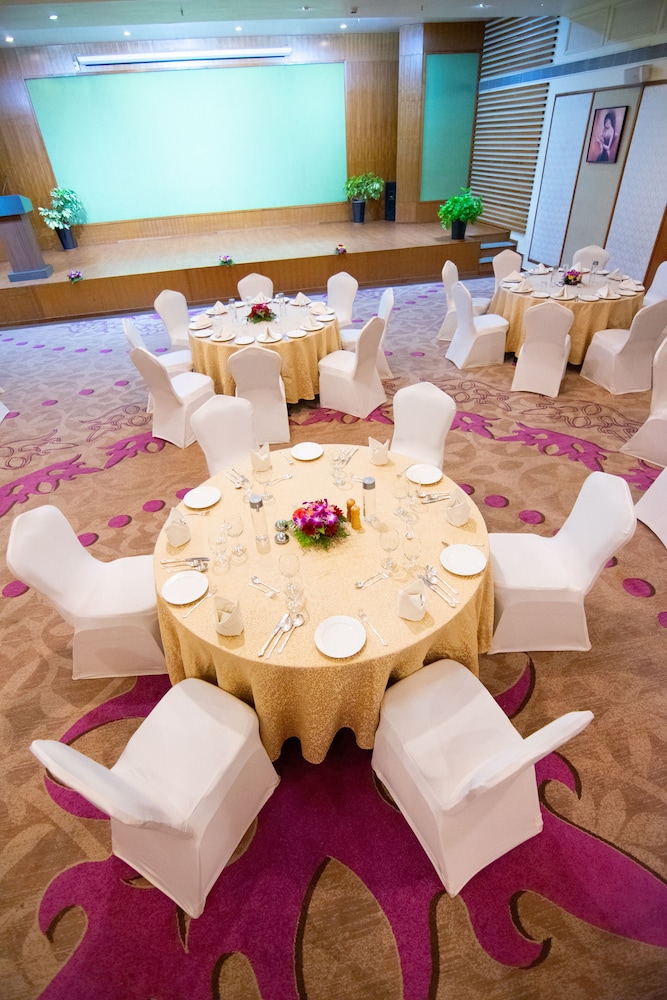 Classic Grande Imphal, a member of Radisson Individuals 47/65