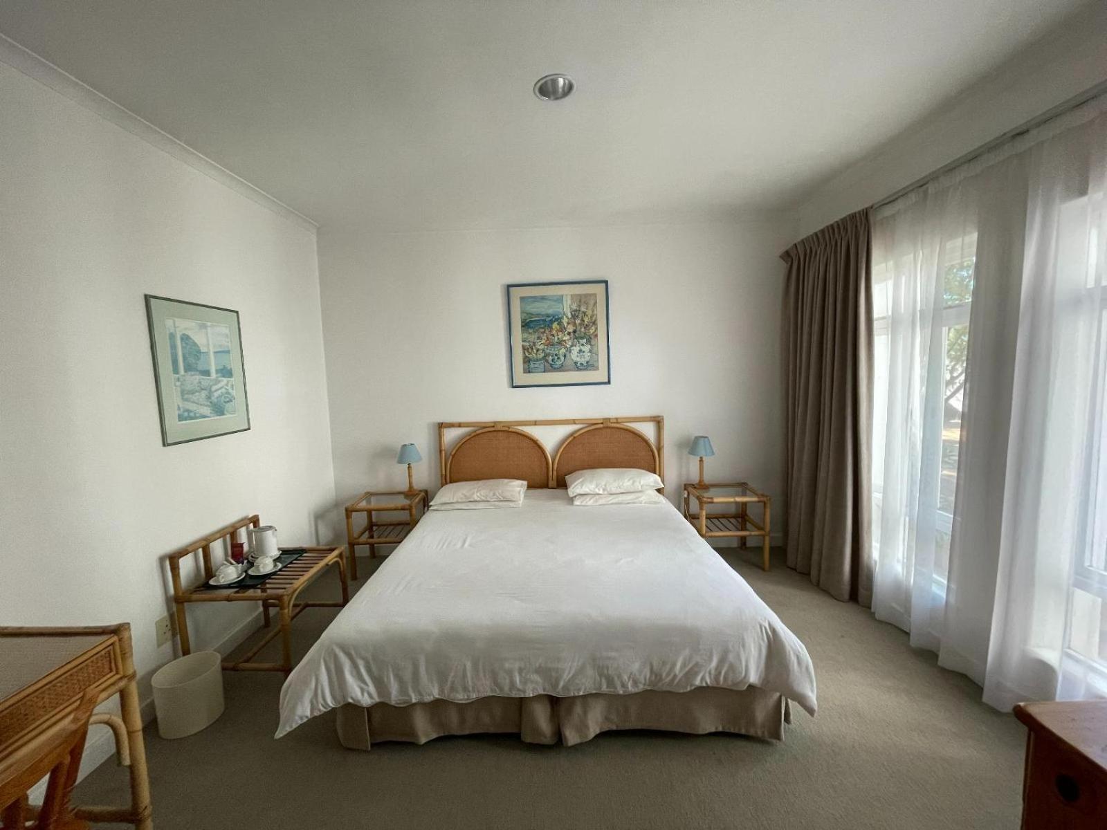 Samoa Hotel 6/20