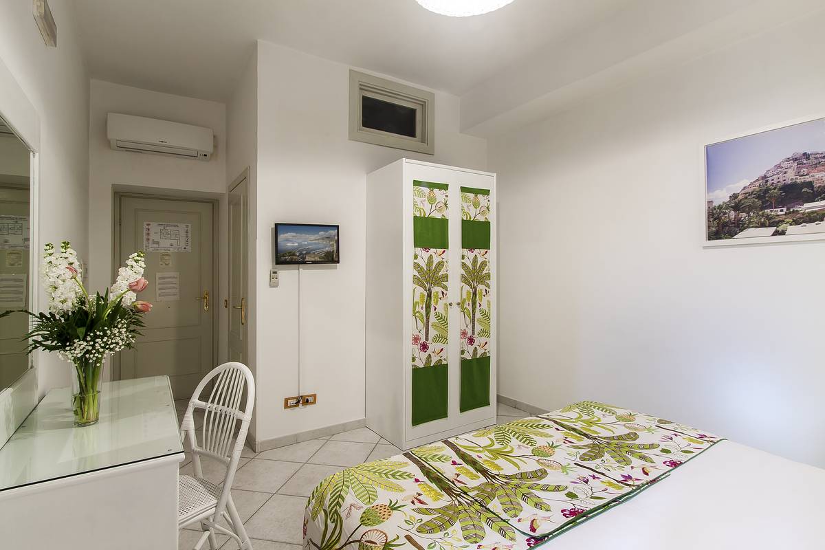 Palazzo Starace 35/50
