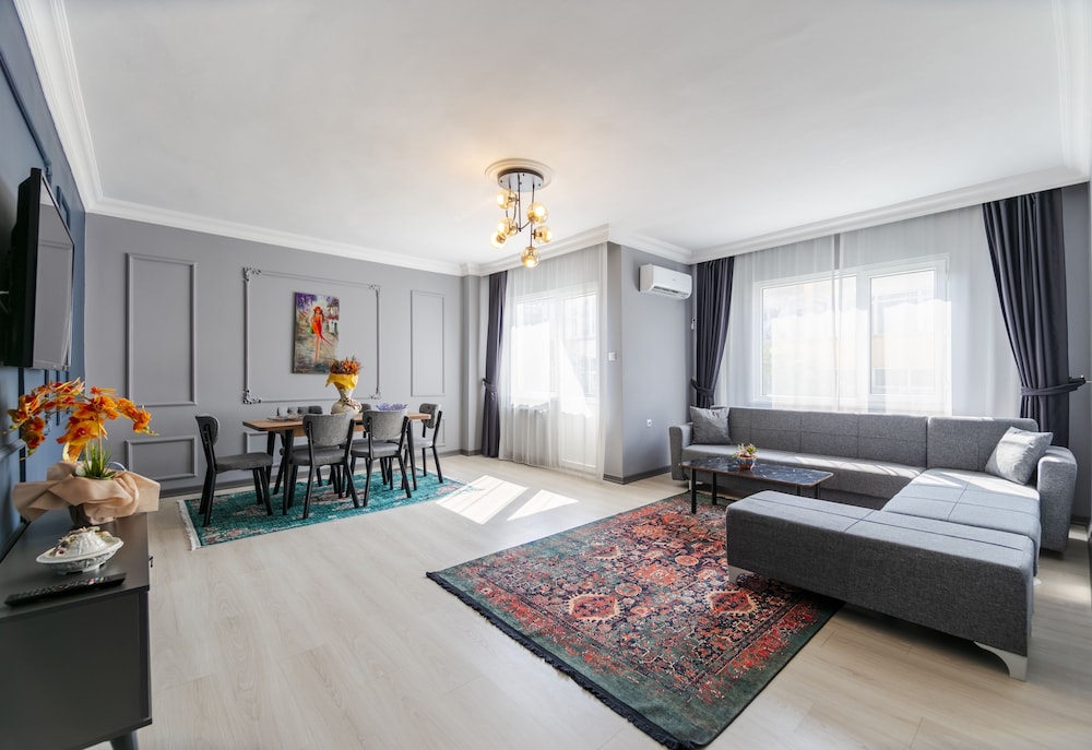 Hexa Suites Hotel 37/50