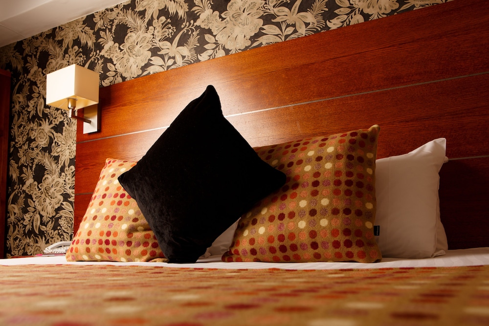 MERCURE YORK FAIRFIELD MANOR HOTEL 27/74