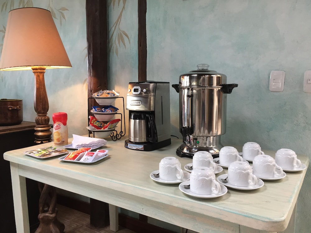Hacienda Las Cuevas Terra Lodge 10/33