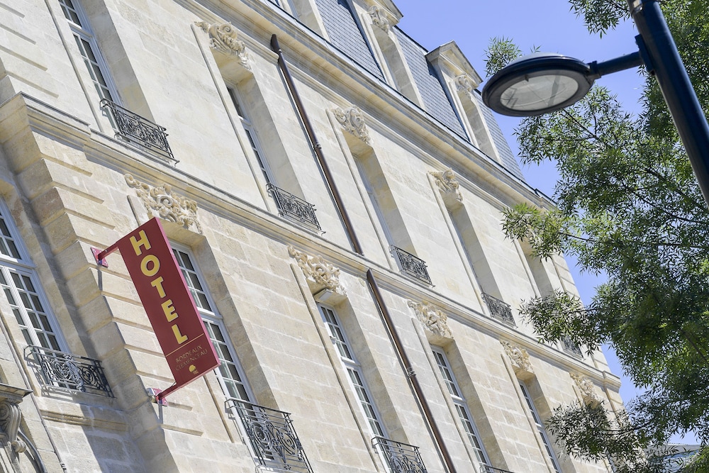 Hotel Bordeaux Clemenceau by HappyCulture in BORDEAUX