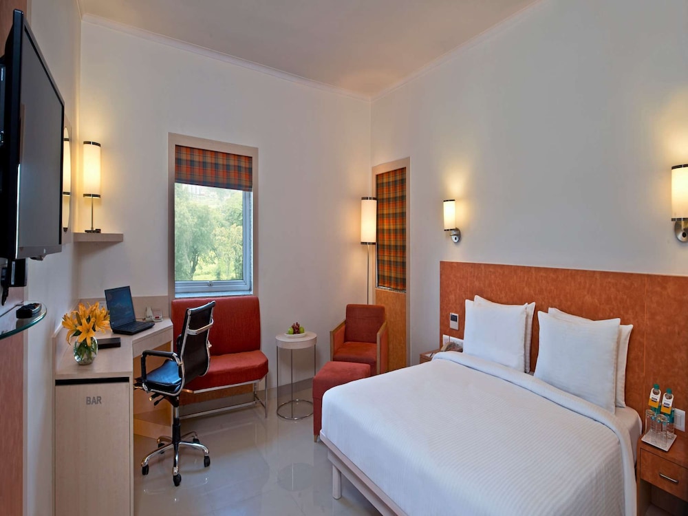 Nirwana Hometel Jaipur A Sarovar Hotel 9/50