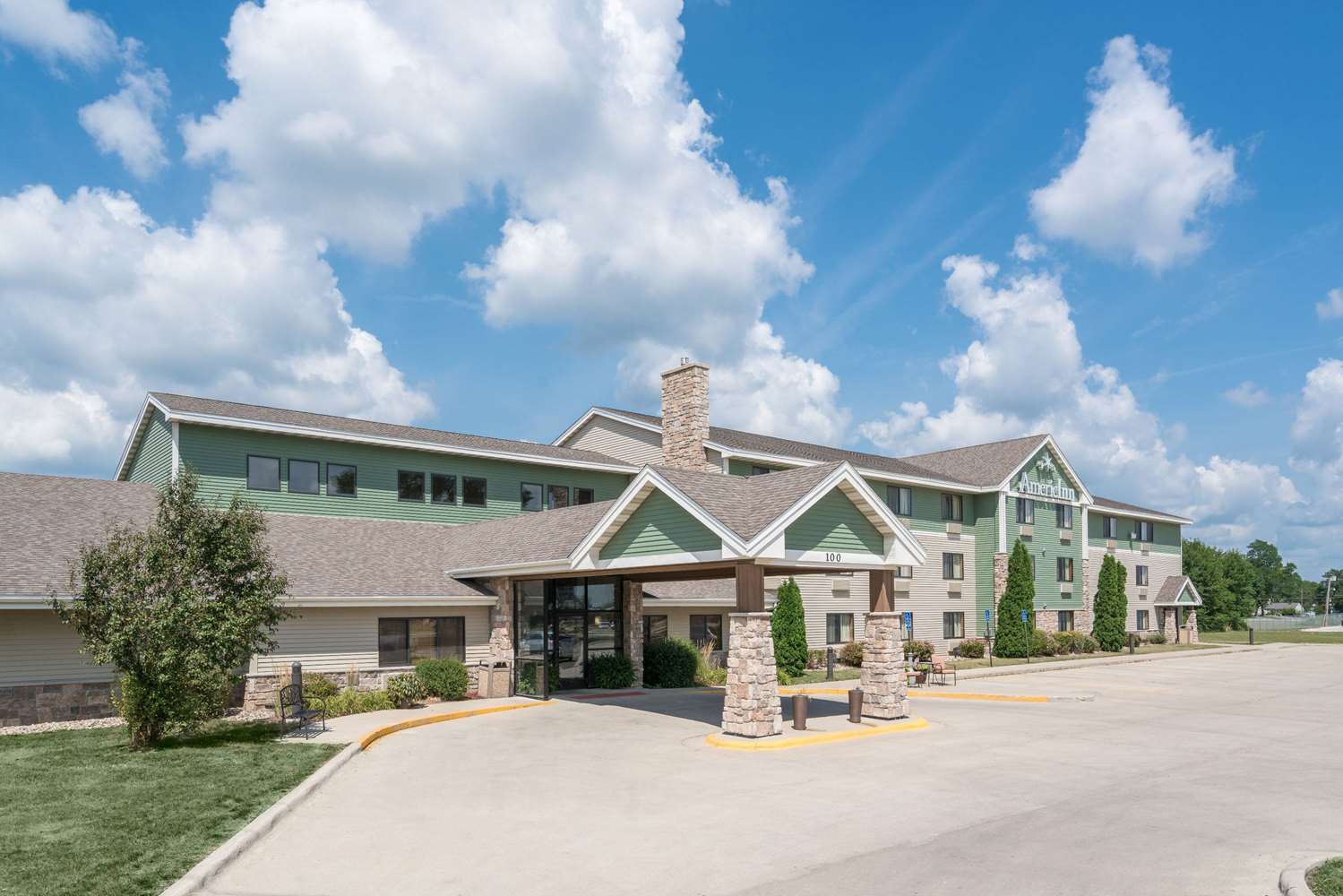 AmericInn by Wyndham Fort Dodge 2/32