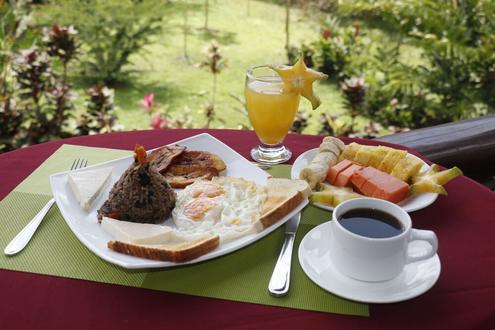 Hotel Rancho Cerro Azul 37/50
