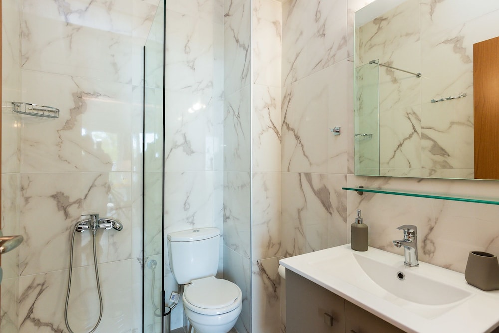 Vigla Suites 58/58