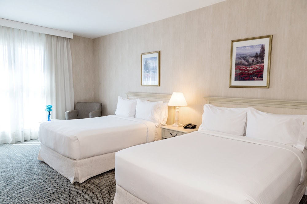 HOLIDAY INN EXPRESS ROSARIO 18/56