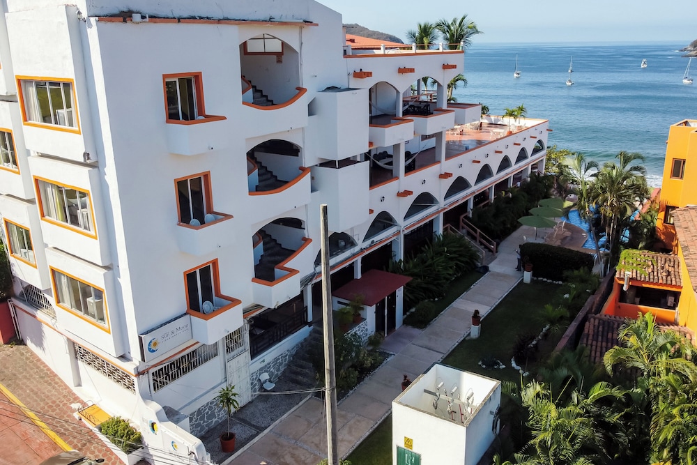 Casa Sun And Moon Hotel 4/80