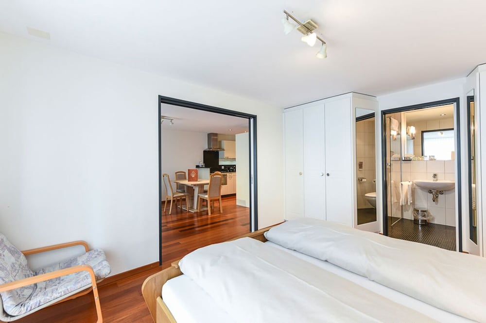 Hotel Weisses Rossli 8/29
