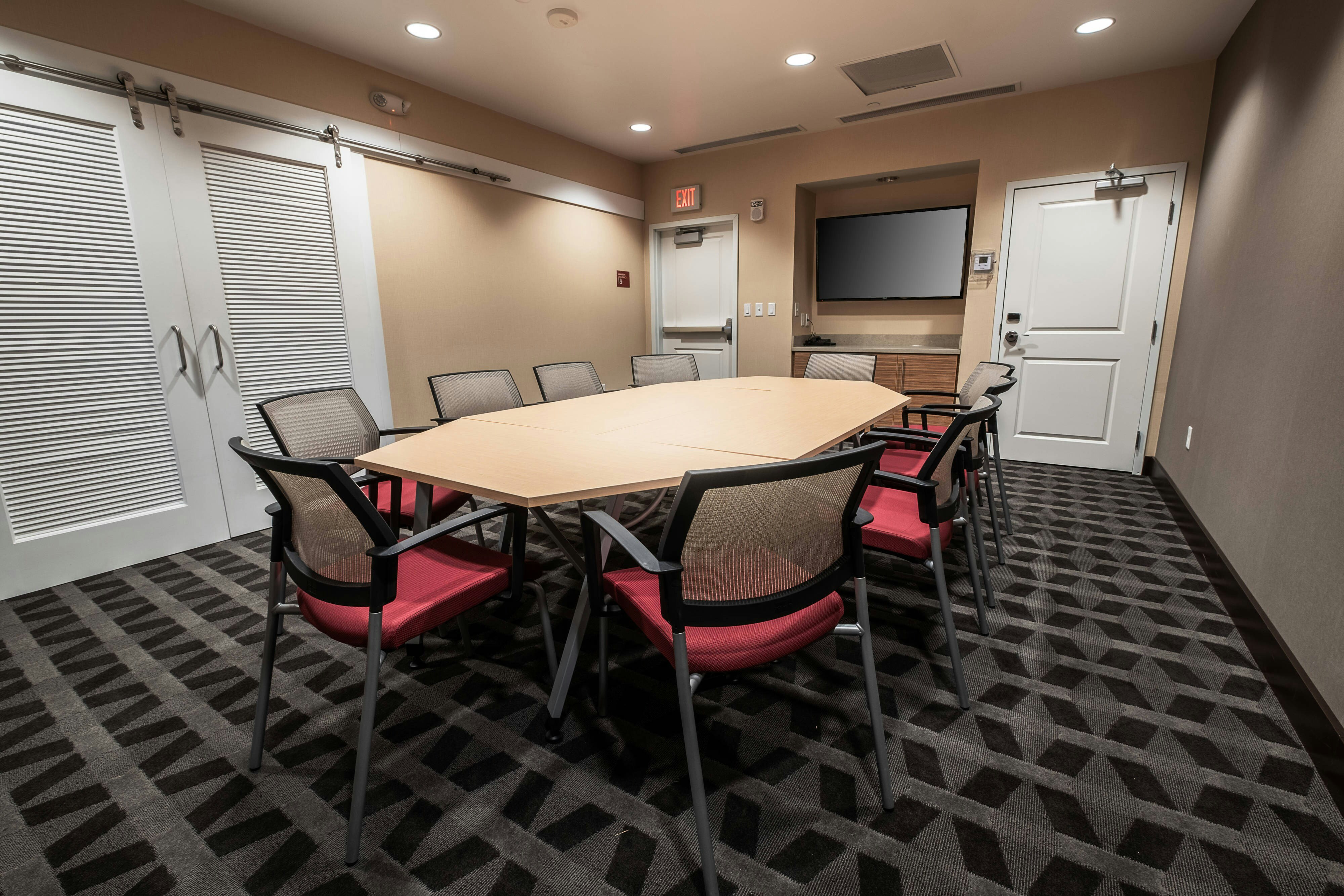 Towneplace Suites Toledo Oregon 48/50