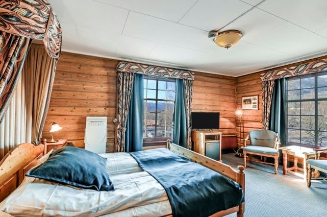 Straand Hotel 2/36