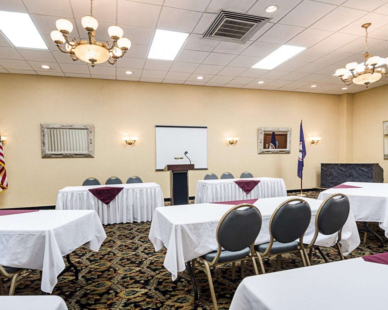 Quality Inn Shenandoah Valley 25/28
