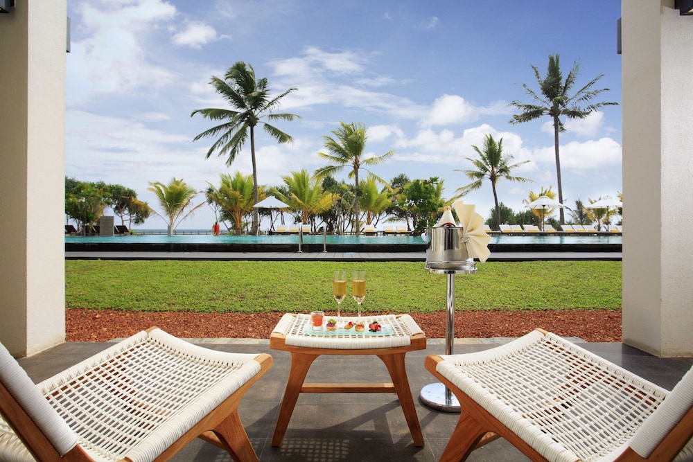 Pullman Bentota Resort & Spa 35/50