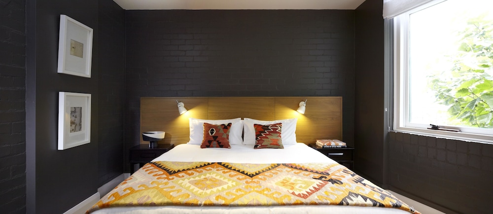 Harbour Rocks Hotel in SYDNEY