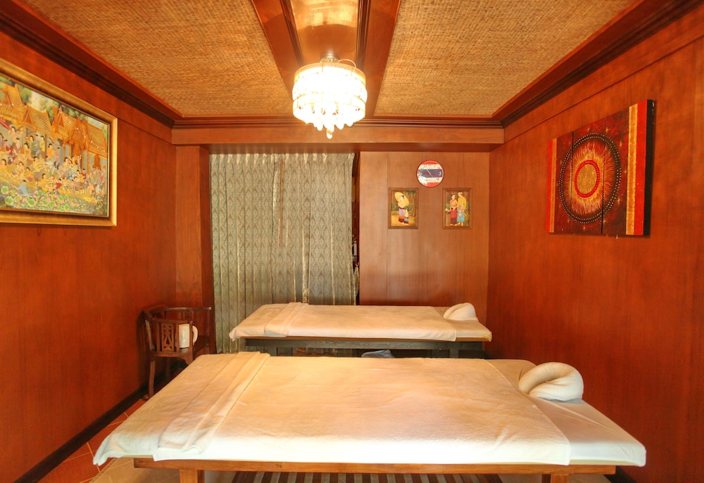 Racha Island Resort (ex Rayaburi Resort) 13/50