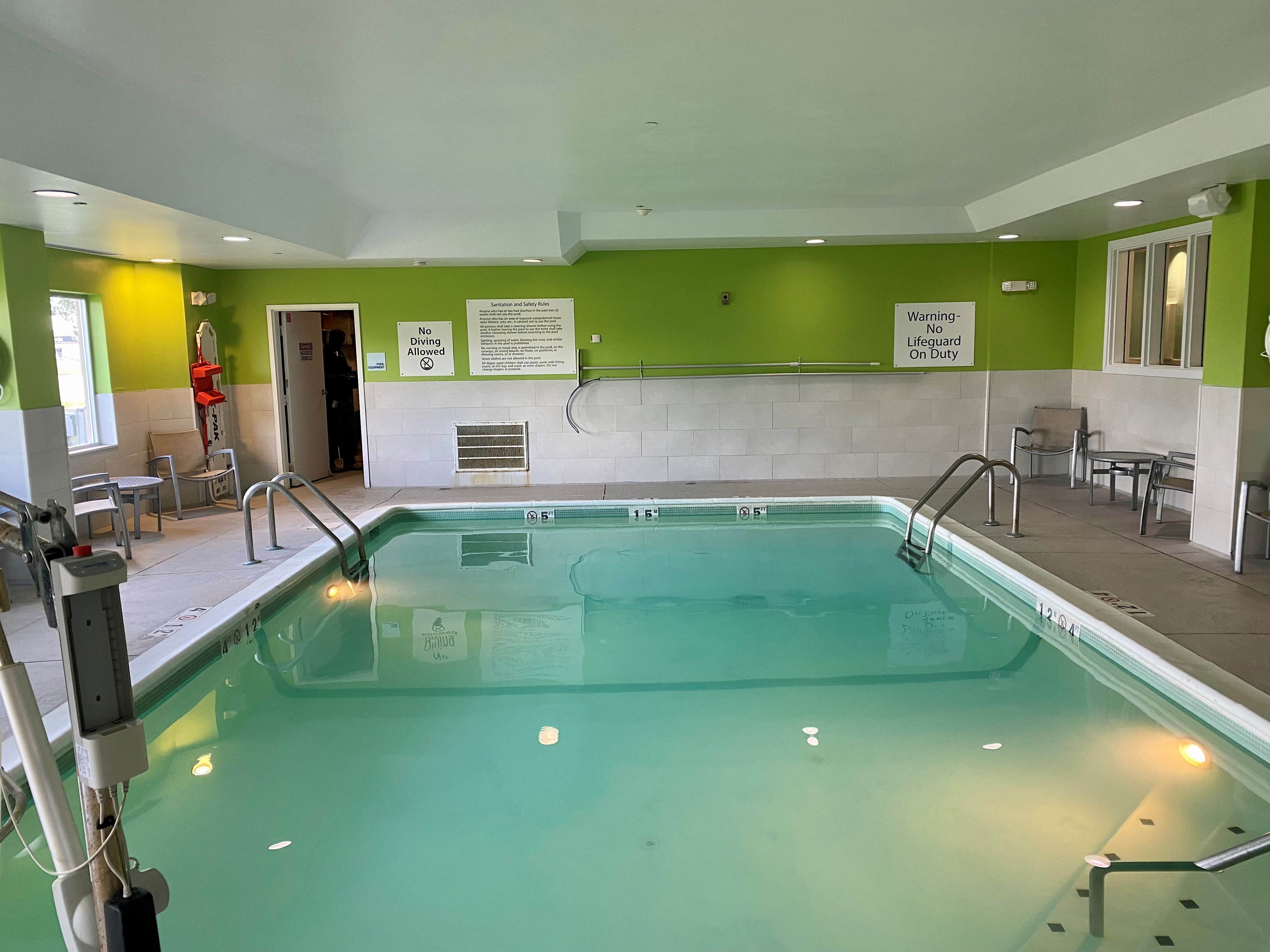 Holiday Inn Express Fishers 6/20