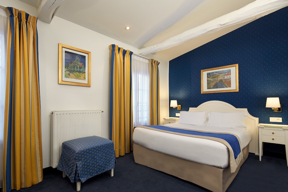 Austin's Arts et Metiers Hotel 10/61