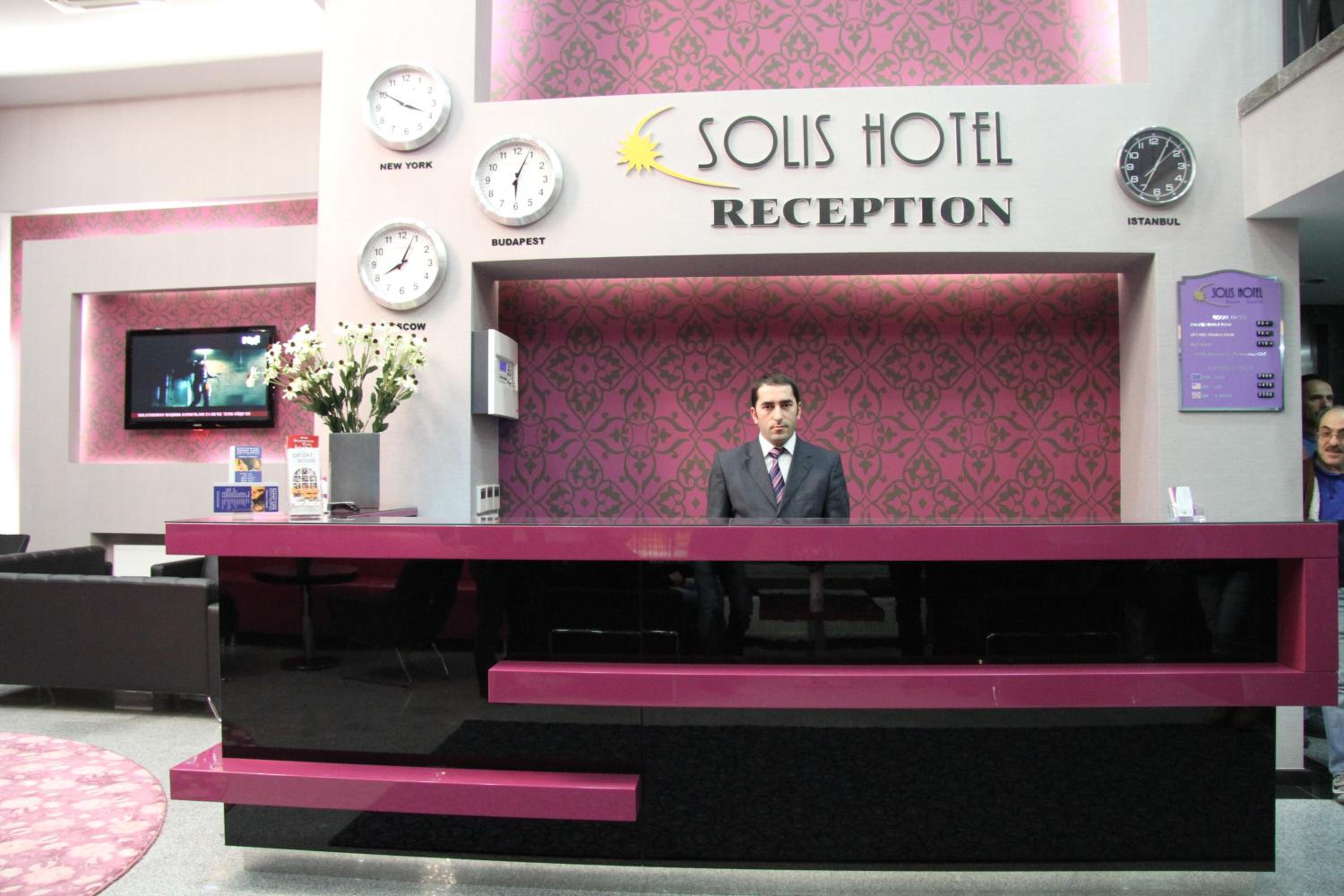 Solis Hotel 4/23