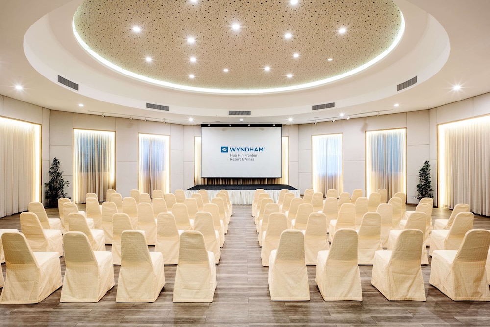Wyndham Hua Hin Pranburi Resort and Villas 27/50