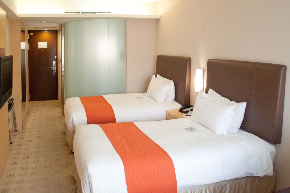 Holiday Inn Express Taoyuan 17/71