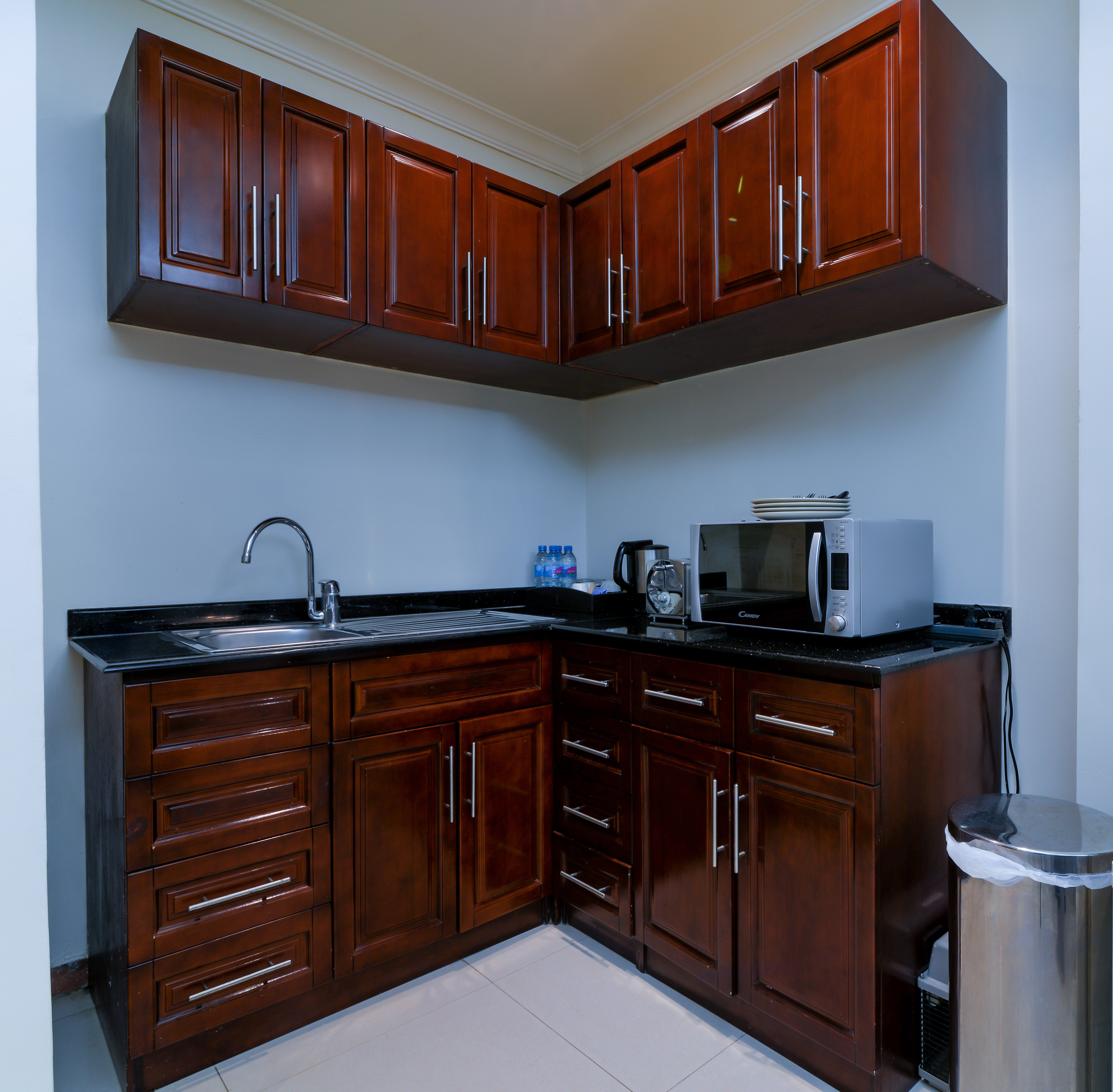 Tanzanite Executive Suites 6/40