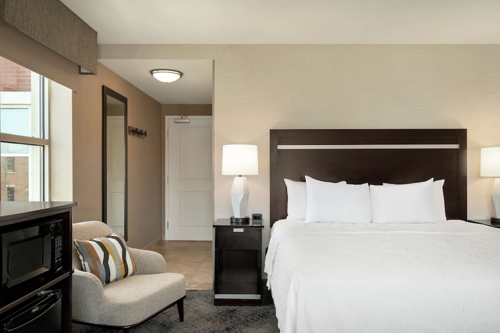 Hampton Inn Portland Downtown Waterfront 13/46