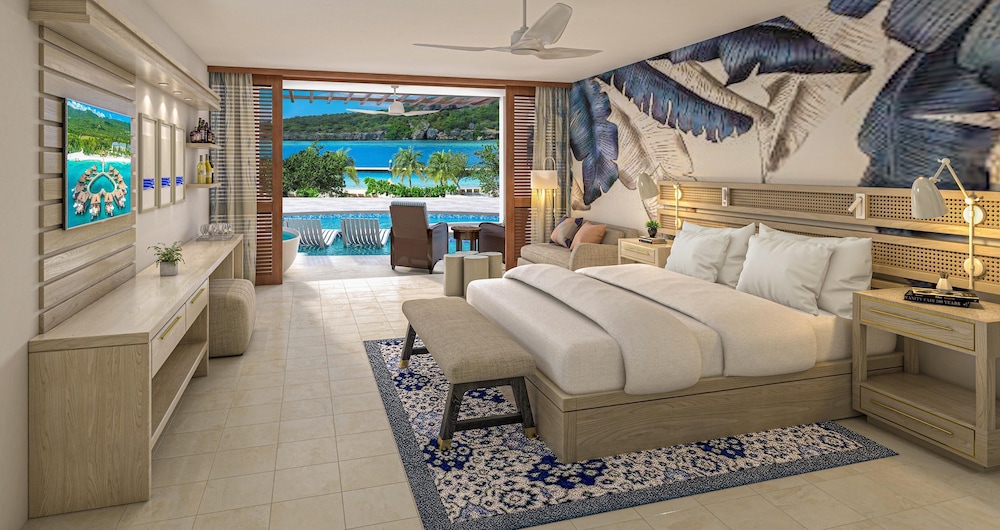 Sunchi, Swim Up, Junior Suite, King Bed, Beach Front, Patio, Bathtub, Club Floor