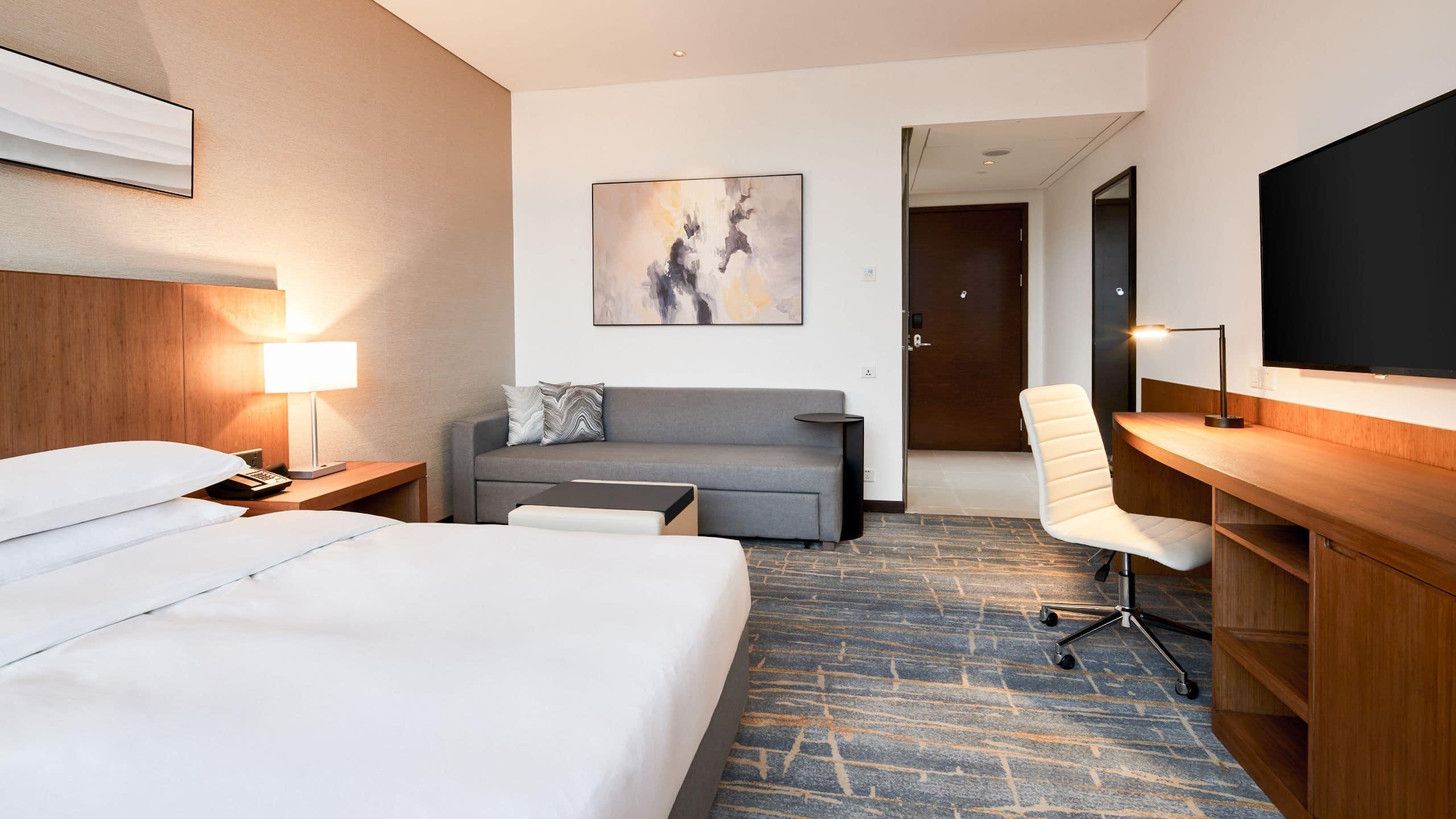 Room, King Bed