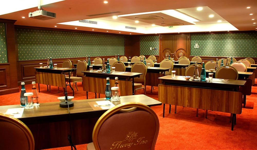 Hurry Inn Merter Istanbul 48/50