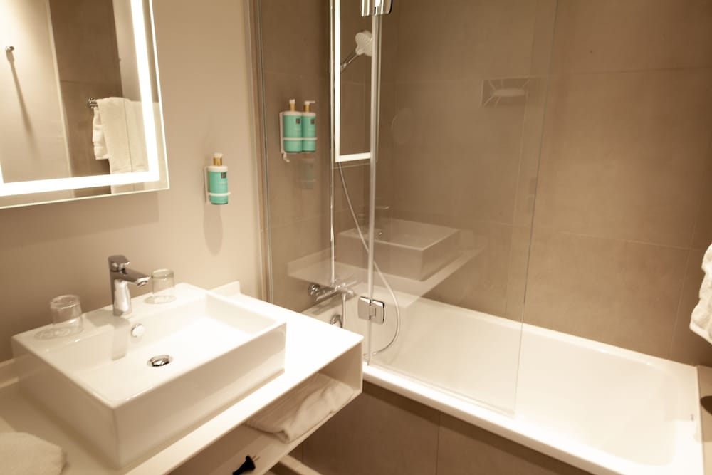 Novotel Clermont Ferrand 73/73